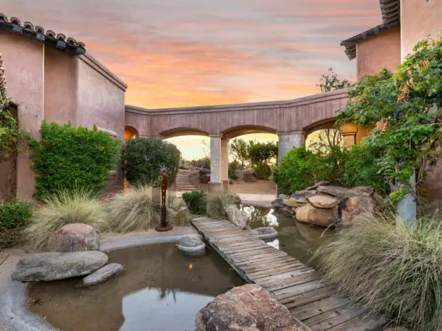 The Hope House - Scottsdale